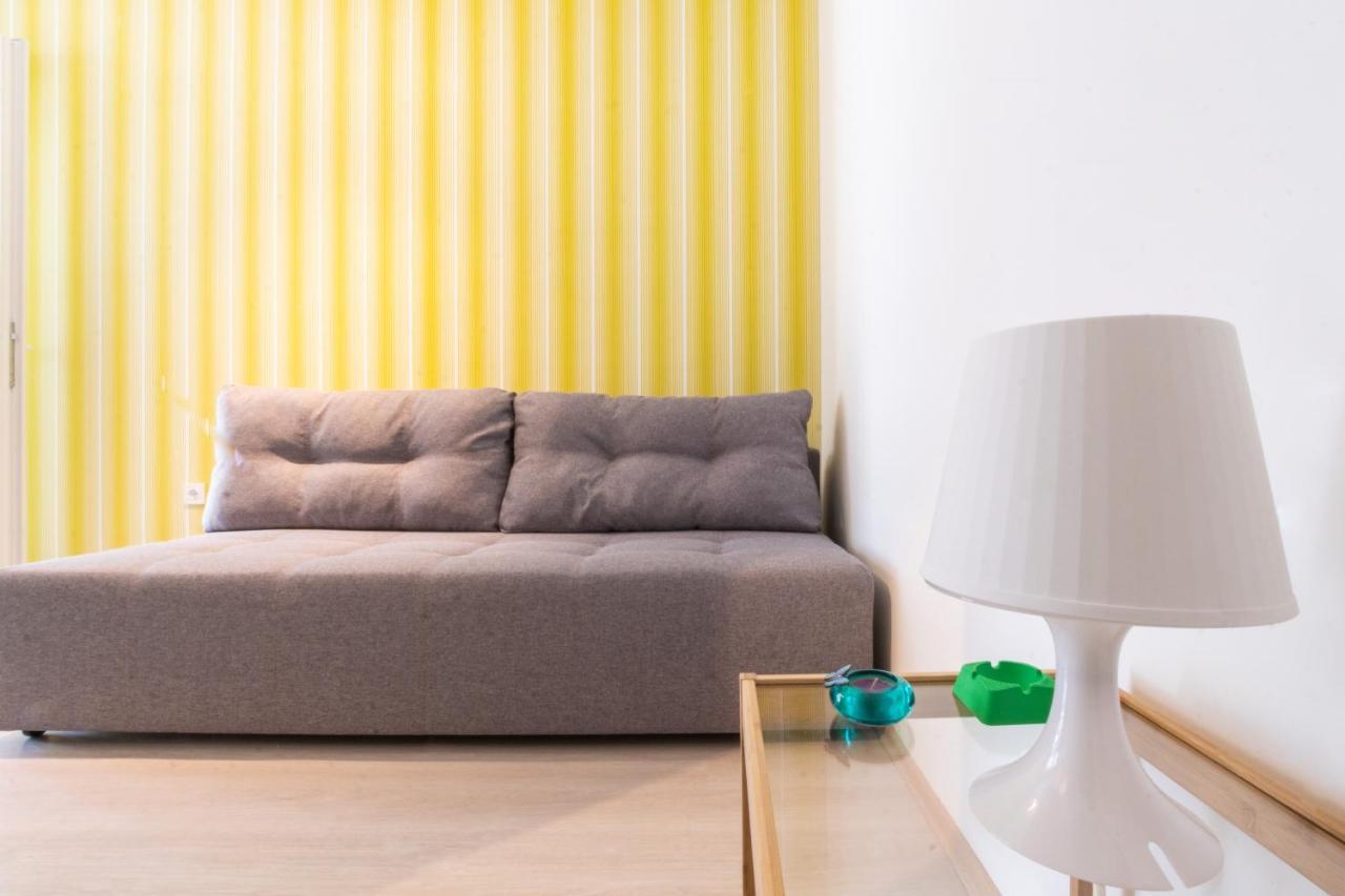 Апартаменти • Charming ǀ Near City Mall ǀ 1Br • Скоп'є Екстер'єр фото